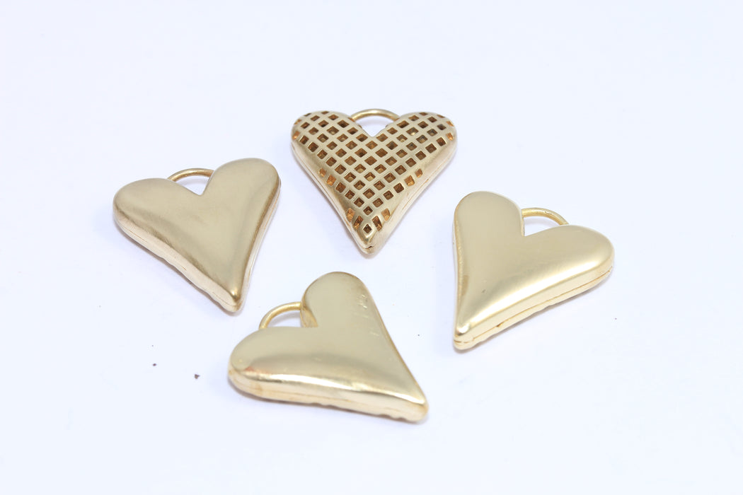 20x24mm Raw Brass Puffed Heart, Filigree Heart Pendant, Hollow Heart Necklace Charms, Puffed Heart Charm, KPT71