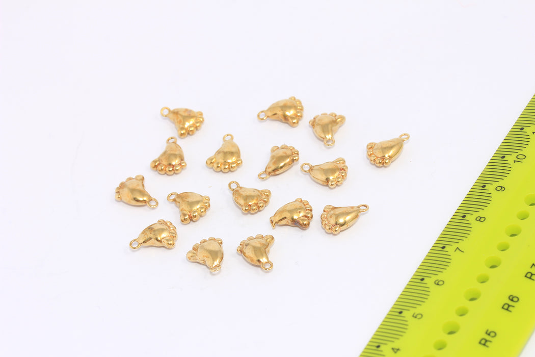 9x11mm Raw Brass Foot Charms, Mini Baby Foot Beads , CHK57-3