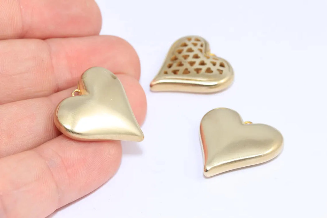 23x24mm Raw Brass Puffed Heart, Cute Heart Pendant, BXB486