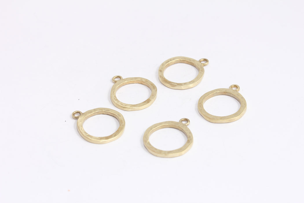 16x20mm Raw Brass Round Pendant, Hammered Ring Charms, KDR76