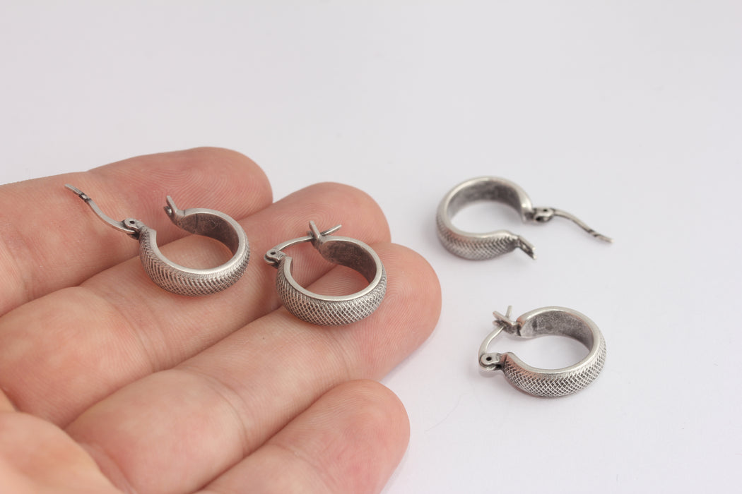 Antique Silver Earrings, Leverback Earrings, Silver Ear Hoops, Antique Silver Earring Clasps, Antique Silver Findings, KDR198