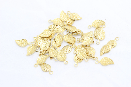 8x11mm Raw Brass Leaf Charms, Leaf Pendant, Tiny Leaf FNL1