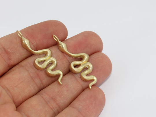 14x41mm Raw Brass Snake Charm, Snake Pendant, Snake MTE341