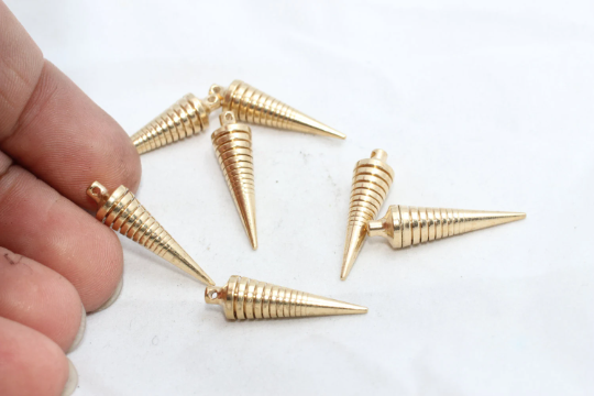 7x27mm Raw Brass Spike Charms, Long Bar, Spike , AE252