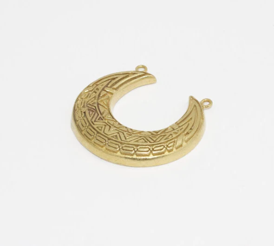 29x33mm Raw Brass Crescent Moon Pendant, Half Moon SOM92