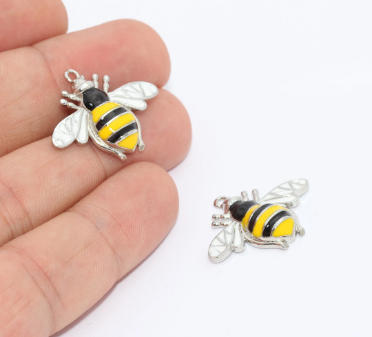 21x26mm Silver Color Plated Honey Bee, Bee Pendant, MTE716