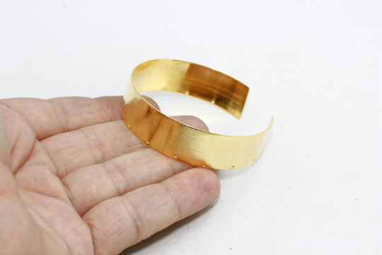 15x155mm 24k Shiny Gold Cuff Bracelet, Multi Hole, Gold           CHK56