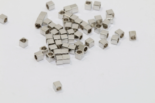 3mm Rhodium Plated Cube Beads, Spacer Beads, Cubes, BRT687