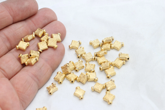 7,5mm Matt Gold Plated Spacer Beads, Cube Connector, Plated  BRT84