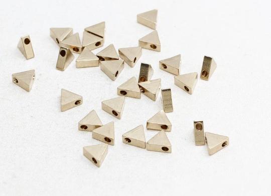 7x8mm Raw Brass Triangle Charms, Triangle Pendant, , EYM23